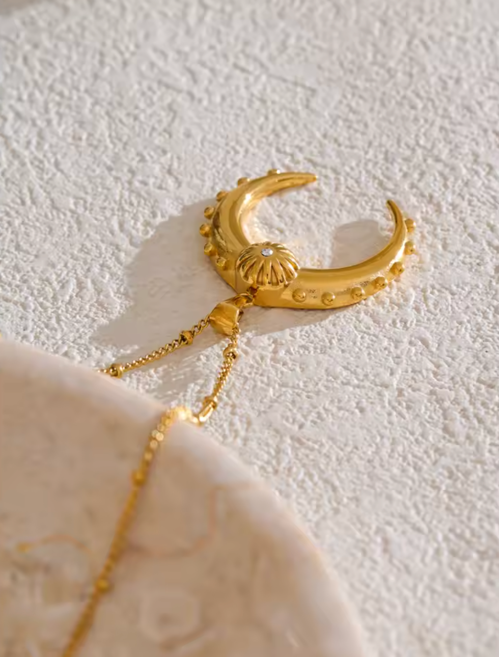 Fashion Stainless Steel Moon Charm Pendant Necklace