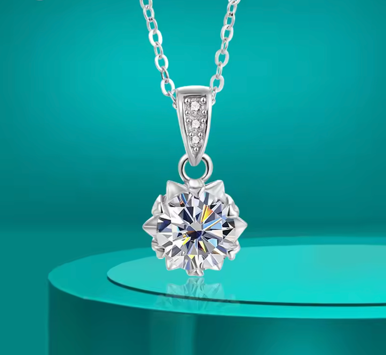 18K White Gold Moissanite Pendant Necklace